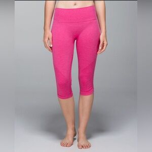 Lululemon 🍋 cropped scrunch leggings